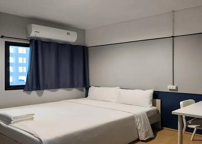Borbaboom Phuket Poshtel & Hostel