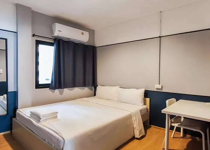 Borbaboom Phuket Poshtel & Hostel